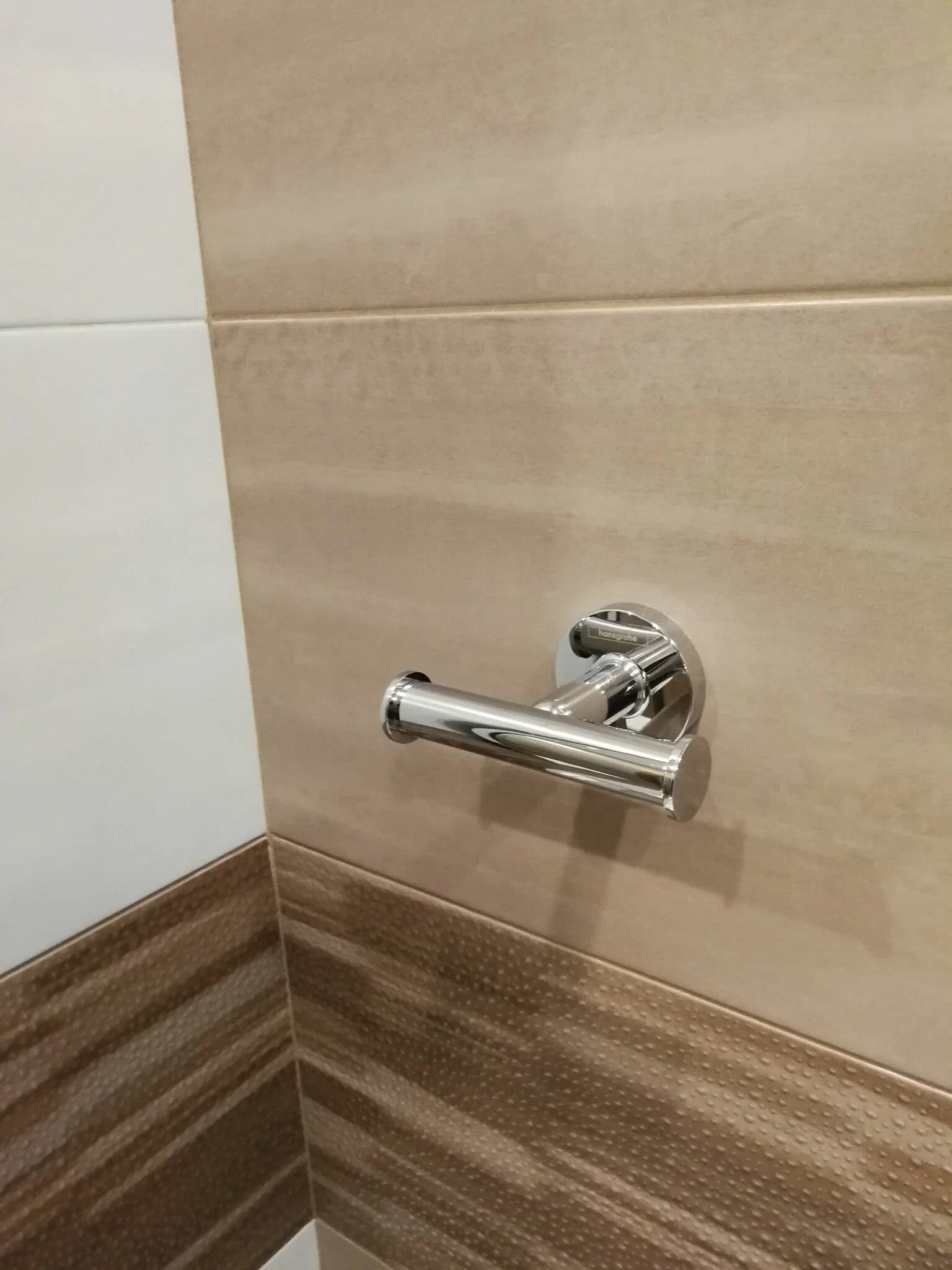 Крючок двойной, хром Hansgrohe Logis Universal 41725000