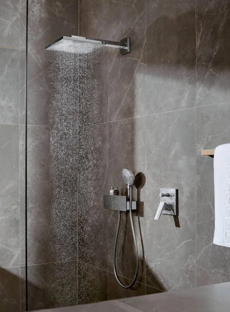Верхний душ с кронштейном 300, белый Hansgrohe Raindance E 26238700