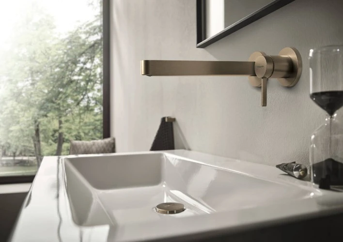 Смеситель для раковины, настенный, бронза Hansgrohe Finoris 76050140